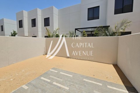 Townhouse de 3 dormitorios en  Yas Island, UAE No. 86860 9
