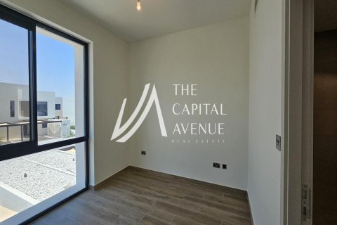 Townhouse de 3 dormitorios en  Yas Island, UAE No. 86860 12
