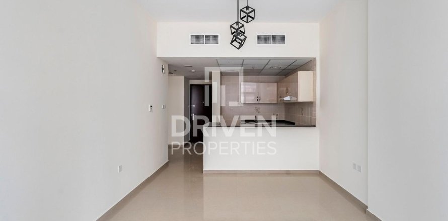 Apartment de 1 dormitorio en Dubai Sports City, UAE No. 84080