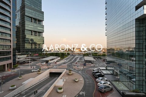 1 bedroom Apartment in Jumeirah Lake Towers, UAE No. 132815 11