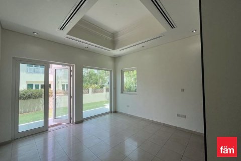 Вилла с 4 спальнями в Al Furjan, ОАЭ №101225 10