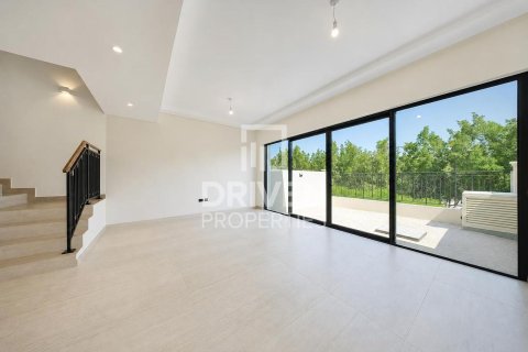 Townhouse de 4 chambres à Damac Lagoons, UAE No. 209985 4