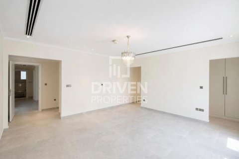 Вилла с 4 спальнями в Jumeirah Park, ОАЭ №209983 15