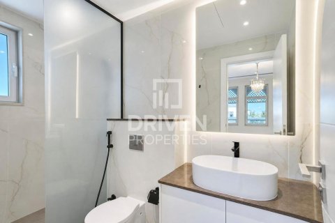 Вилла с 4 спальнями в Jumeirah Park, ОАЭ №209983 21