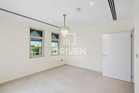 Вилла с 4 спальнями в Jumeirah Park, ОАЭ №209983 12