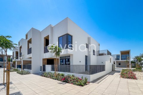 Villa de 4 dormitorios en Bliss, UAE No. 64658 1