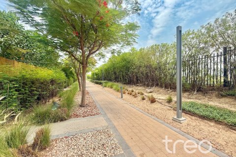 Villa de 4 dormitorios en Dubai Hills Estate, UAE No. 173983 5