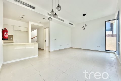 Villa de 4 dormitorios en Dubai Hills Estate, UAE No. 173983 10
