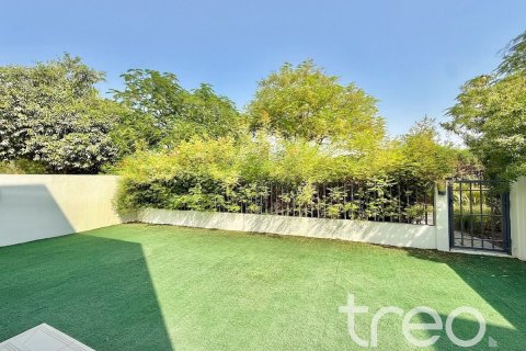 Townhouse de 4 dormitorios en Maple 3, UAE No. 173985 7