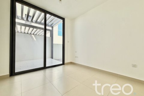 Townhouse de 4 dormitorios en Maple 3, UAE No. 173985 16