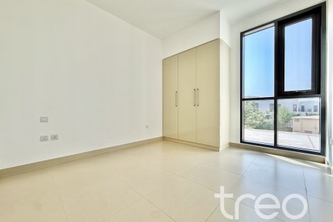 Townhouse de 4 dormitorios en Maple 3, UAE No. 173985 4