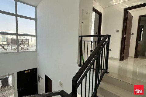 Townhouse de 4 dormitorios en Dubai, UAE No. 166300 8