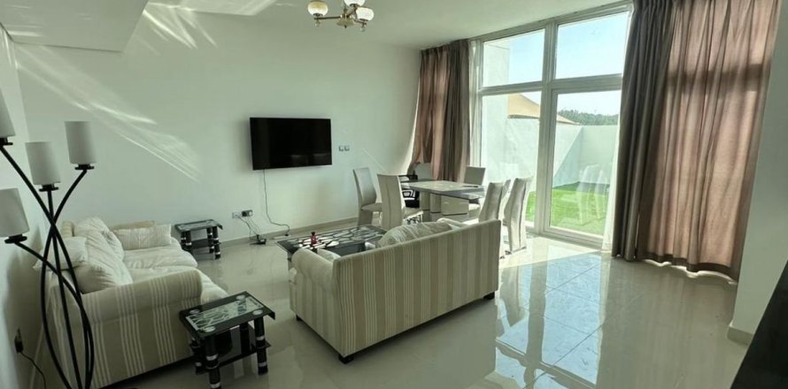 Townhouse de 4 dormitorios en Dubai, UAE No. 166300
