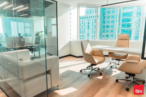 368.5m² Office in Dubai, UAE No. 143468 6