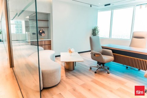 368.5m² Office in Dubai, UAE No. 143468 18