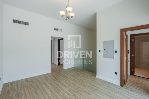 4 bedrooms Townhouse in District 11, UAE No. 188607 6