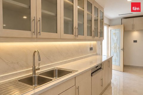 3 bedrooms Apartment in Dubai, UAE No. 210605 11
