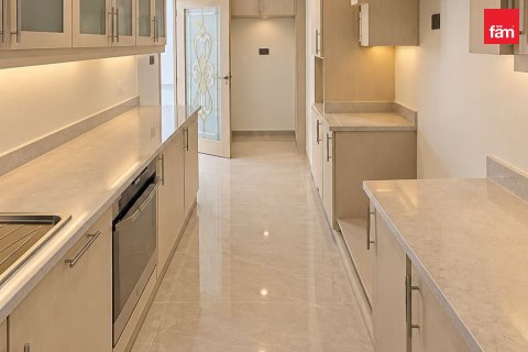 3 bedrooms Apartment in Dubai, UAE No. 210605 12