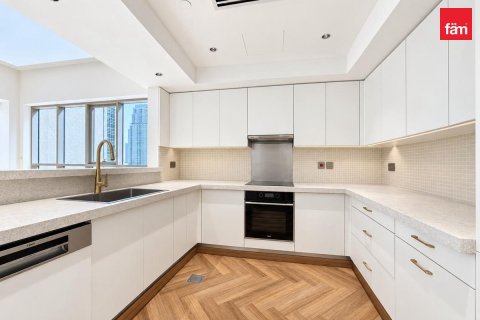 2 bedrooms Apartment in Downtown Dubai (Downtown Burj Dubai), UAE No. 210606 7