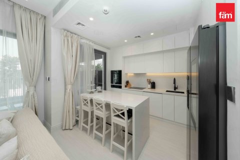 Townhouse de 3 dormitorios en Dubai, UAE No. 210602 4