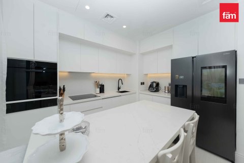 Townhouse de 3 dormitorios en Dubai, UAE No. 210602 9