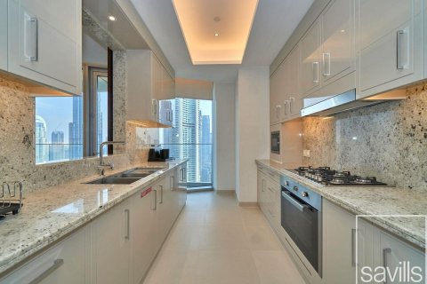 Квартира с 3 спальнями в The Address Sky View Towers, ОАЭ №136720 10