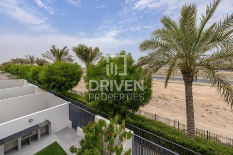 Townhouse de 3 dormitorios en Sun, UAE No. 202734 19