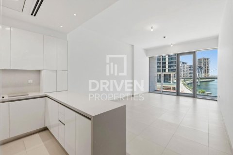 Apartment de 2 dormitorios en Al Wasl, UAE No. 202740 3