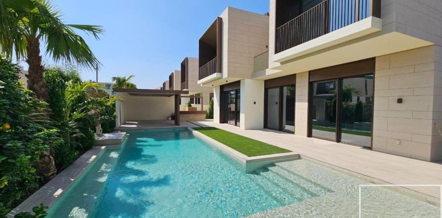 5 bedrooms Villa in Dubai Hills Estate, UAE No. 194346