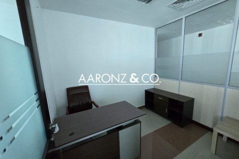 113m² Office in Business Bay, UAE No. 141817 11