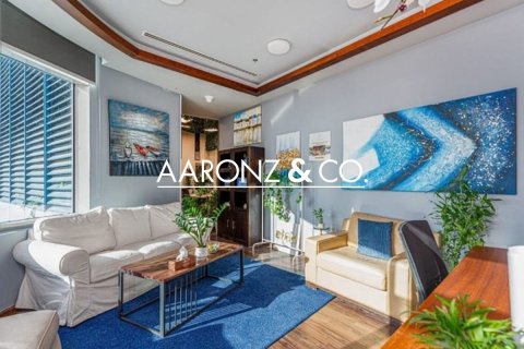 Офис 219м² в Джумейра Лейк Тауэрс, ОАЭ №141818 9