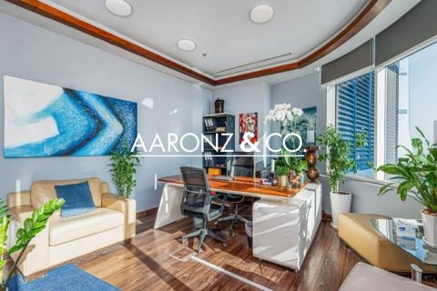 Офис 219м² в Джумейра Лейк Тауэрс, ОАЭ №141818 5