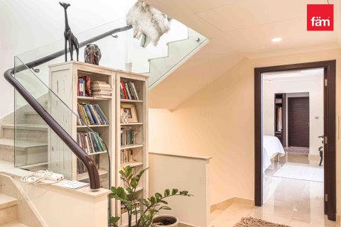 4 غرف نوم فيلا رقم 133984 27