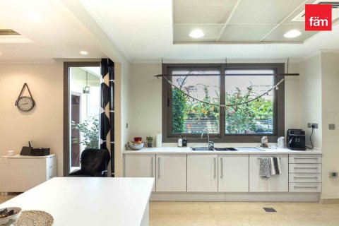 4 غرف نوم فيلا رقم 133984 17