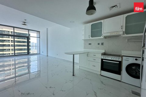 1 bedroom Apartment in Dubai, UAE No. 203011 3