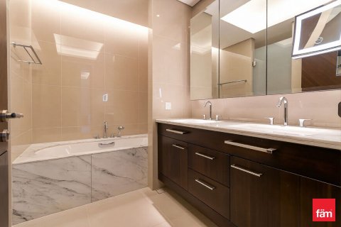 Квартира с 2 спальнями в Даунтаун Дубай (Даунтаун Бурдж Дубай), ОАЭ №146066 15