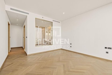 3 bedrooms Apartment in Business Bay, UAE No. 190782 12