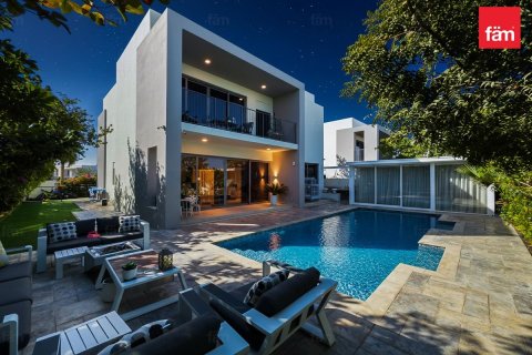 5 bedrooms Villa in Dubai Hills Estate, UAE No. 142493