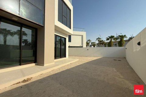 5 bedrooms Townhouse in Dubai, UAE No. 142490