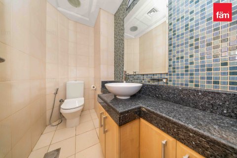 2 bedrooms Apartment in Palm Jumeirah, UAE No. 142489 17