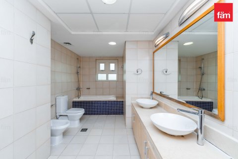 Apartment de 3 dormitorios en Palm Jumeirah, UAE No. 111267 21