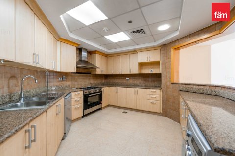 Apartment de 3 dormitorios en Palm Jumeirah, UAE No. 111267 18