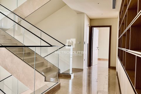 Вилла с 5 спальнями №130040 12