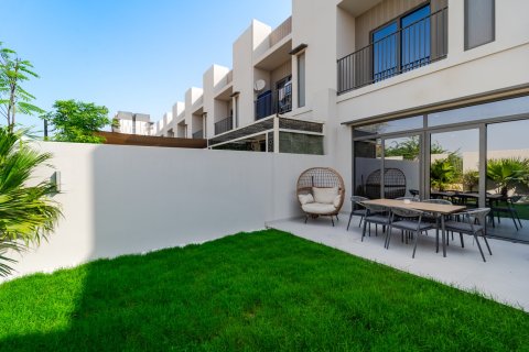 2 bedrooms Townhouse in Dubai, UAE No. 149675 19