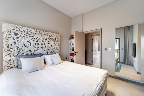 2 bedrooms Townhouse in Dubai, UAE No. 149675 12