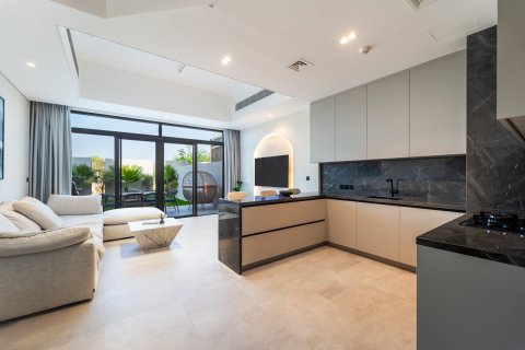 2 bedrooms Townhouse in Dubai, UAE No. 149675 6