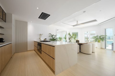 Вилла с 5 спальнями в Пальма Джумейра, ОАЭ №149676 5