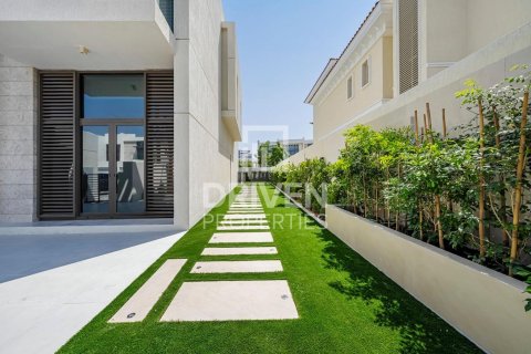Villa de 5 chambres à District One, UAE No. 206981 30