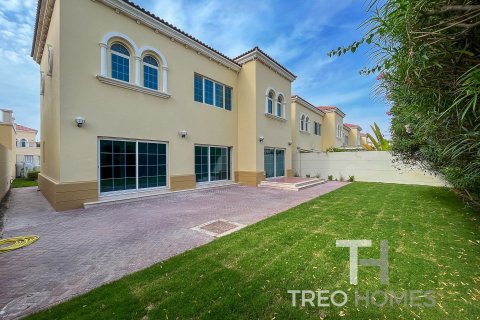 4 غرف نوم فيلا في Legacy, الإمارات العربية المتحدة رقم 80313 1