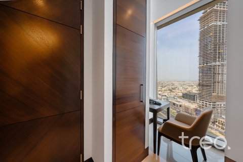 Appartement de 3 chambres à Burj Khalifa, UAE No. 186621 6